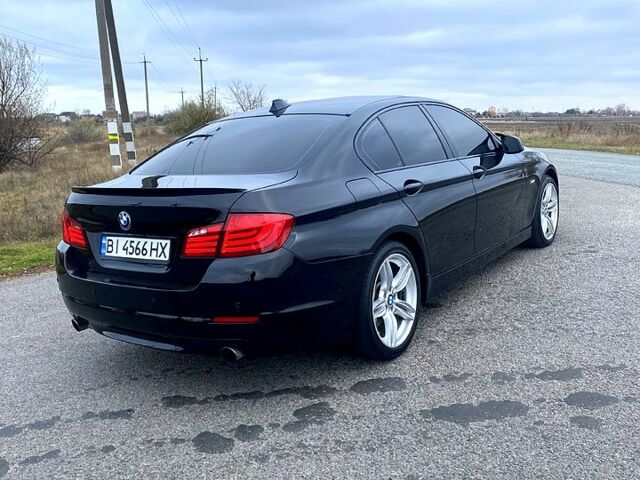 Чорний БМВ 5 Серія, об'ємом двигуна 3 л та пробігом 260 тис. км за 11600 $, фото 1 на Automoto.ua