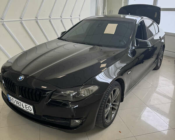 Черный БМВ 5 Серия, объемом двигателя 2 л и пробегом 360 тыс. км за 15000 $, фото 1 на Automoto.ua