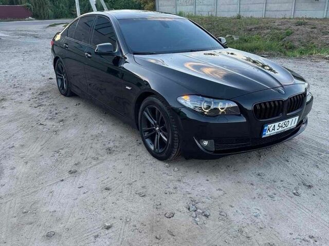 Чорний БМВ 5 Серія, об'ємом двигуна 3 л та пробігом 350 тис. км за 11800 $, фото 1 на Automoto.ua