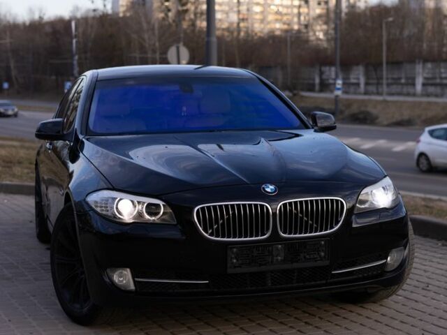 Черный БМВ 5 Серия, объемом двигателя 3 л и пробегом 250 тыс. км за 8800 $, фото 1 на Automoto.ua