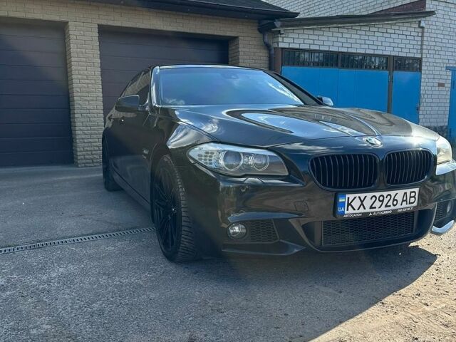 Черный БМВ 5 Серия, объемом двигателя 4.4 л и пробегом 141 тыс. км за 14500 $, фото 1 на Automoto.ua