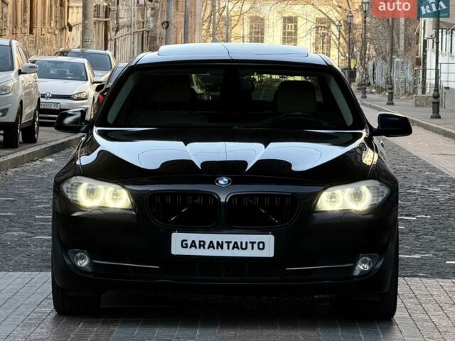 Чорний БМВ 5 Серія, об'ємом двигуна 2 л та пробігом 298 тис. км за 11800 $, фото 1 на Automoto.ua