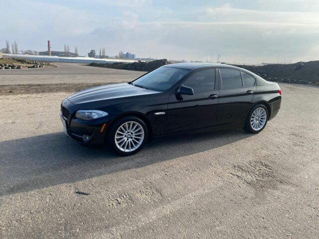 Чорний БМВ 5 Серія, об'ємом двигуна 3 л та пробігом 260 тис. км за 11500 $, фото 1 на Automoto.ua