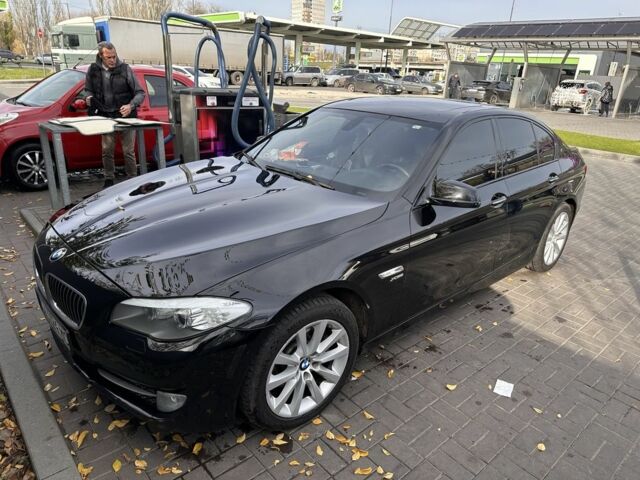 Чорний БМВ 5 Серія, об'ємом двигуна 2 л та пробігом 160 тис. км за 10800 $, фото 1 на Automoto.ua