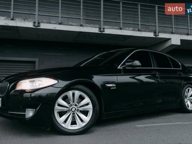 Чорний БМВ 5 Серія, об'ємом двигуна 2 л та пробігом 233 тис. км за 10400 $, фото 1 на Automoto.ua