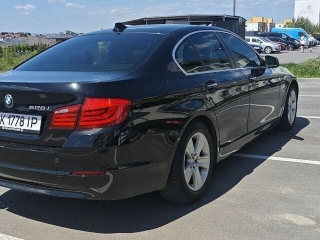 Чорний БМВ 5 Серія, об'ємом двигуна 2 л та пробігом 260 тис. км за 11000 $, фото 1 на Automoto.ua