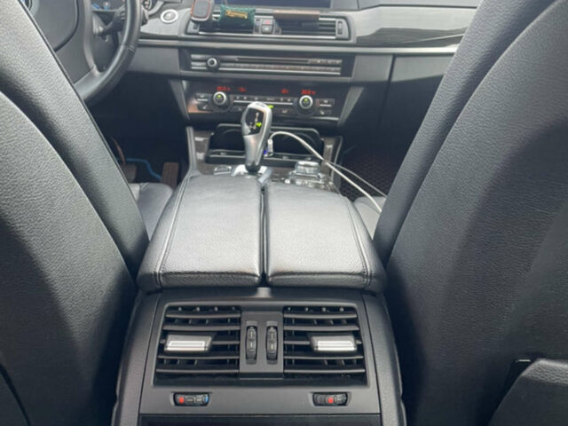 Чорний БМВ 5 Серія, об'ємом двигуна 2.98 л та пробігом 315 тис. км за 17700 $, фото 1 на Automoto.ua