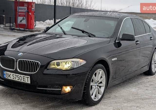Черный БМВ 5 Серия, объемом двигателя 2 л и пробегом 300 тыс. км за 12500 $, фото 1 на Automoto.ua