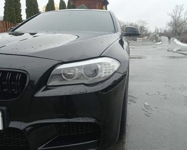 Чорний БМВ 5 Серія, об'ємом двигуна 2 л та пробігом 225 тис. км за 12600 $, фото 1 на Automoto.ua
