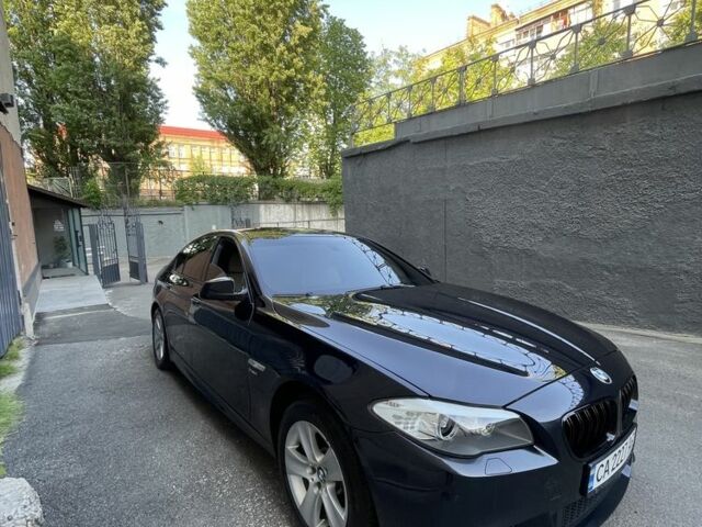 Чорний БМВ 5 Серія, об'ємом двигуна 3 л та пробігом 300 тис. км за 14000 $, фото 1 на Automoto.ua