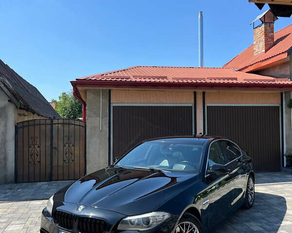 Черный БМВ 5 Серия, объемом двигателя 2.99 л и пробегом 279 тыс. км за 15500 $, фото 1 на Automoto.ua