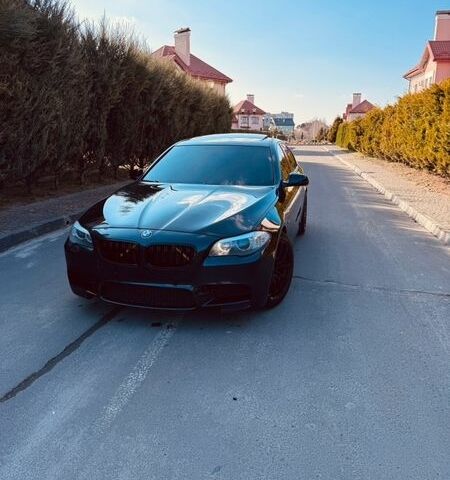 Черный БМВ 5 Серия, объемом двигателя 2 л и пробегом 249 тыс. км за 12500 $, фото 1 на Automoto.ua