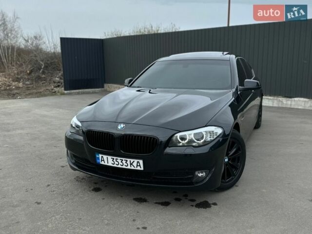 Чорний БМВ 5 Серія, об'ємом двигуна 2 л та пробігом 200 тис. км за 18000 $, фото 1 на Automoto.ua