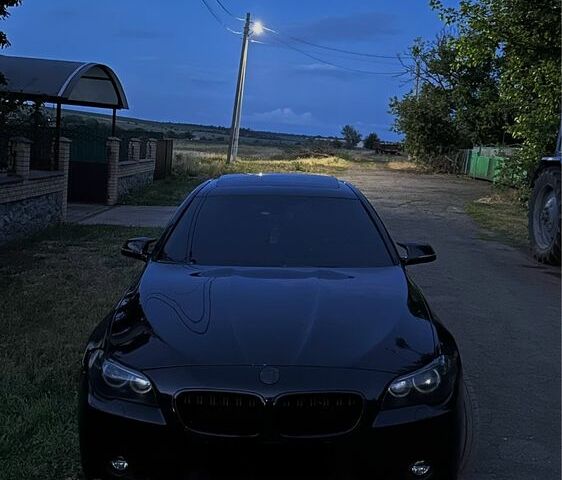 Черный БМВ 5 Серия, объемом двигателя 3 л и пробегом 225 тыс. км за 14900 $, фото 1 на Automoto.ua