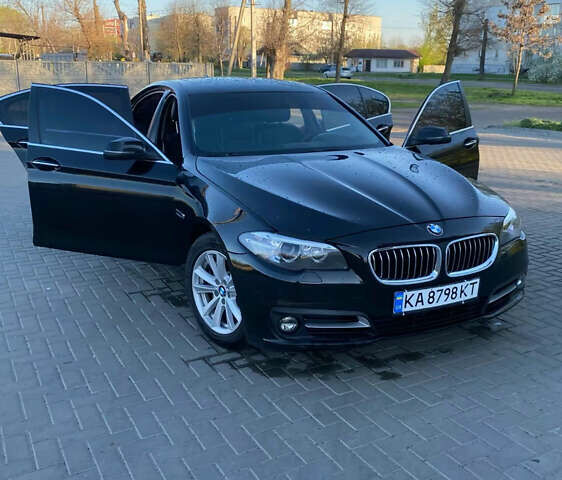 Черный БМВ 5 Серия, объемом двигателя 3 л и пробегом 228 тыс. км за 17000 $, фото 1 на Automoto.ua