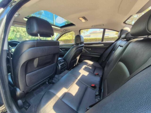 БМВ 5 Серия 2015 в Черновцах на Automoto.ua Черный БМВ 5 Серия, объемом двигателя 2 л и пробегом 73 тыс. км за 12000 $, фото 1 на Automoto.ua