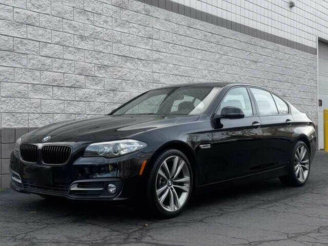 Черный БМВ 5 Серия, объемом двигателя 2 л и пробегом 71 тыс. км за 10000 $, фото 1 на Automoto.ua