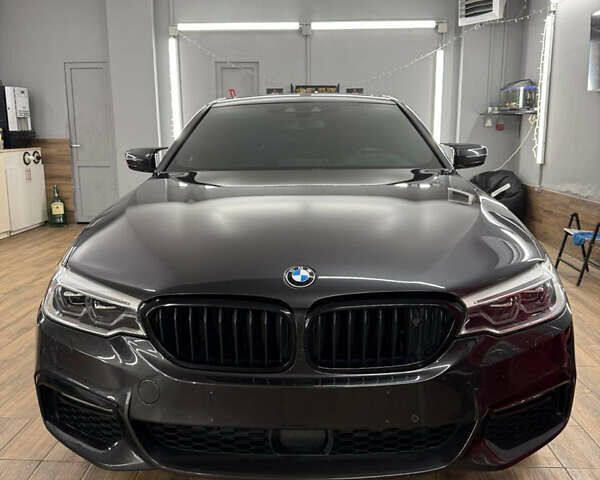 Чорний БМВ 5 Серія, об'ємом двигуна 3 л та пробігом 180 тис. км за 28000 $, фото 1 на Automoto.ua