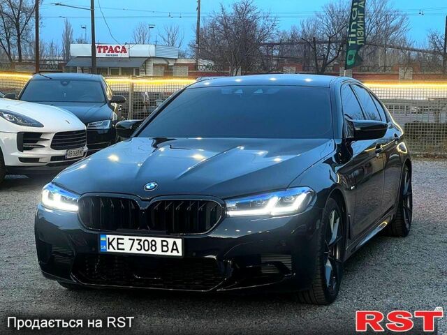 Черный БМВ 5 Серия, объемом двигателя 3 л и пробегом 169 тыс. км за 33000 $, фото 1 на Automoto.ua