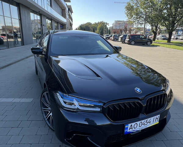 Чорний БМВ 5 Серія, об'ємом двигуна 3 л та пробігом 178 тис. км за 31800 $, фото 1 на Automoto.ua