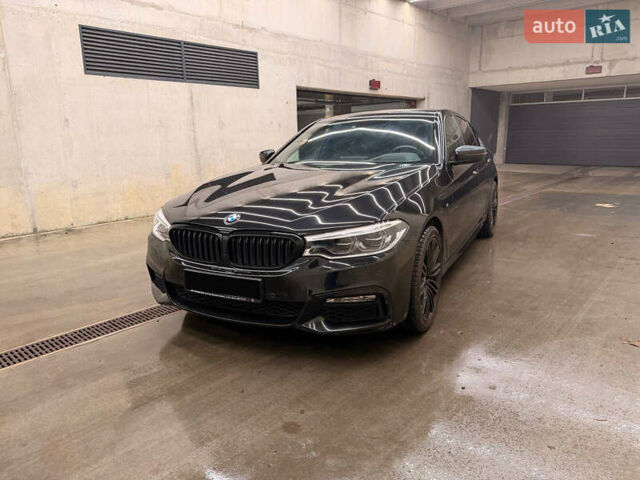 Черный БМВ 5 Серия, объемом двигателя 3 л и пробегом 99 тыс. км за 40000 $, фото 1 на Automoto.ua
