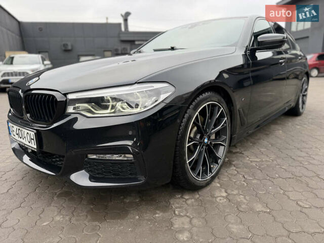 Черный БМВ 5 Серия, объемом двигателя 3 л и пробегом 104 тыс. км за 39800 $, фото 1 на Automoto.ua