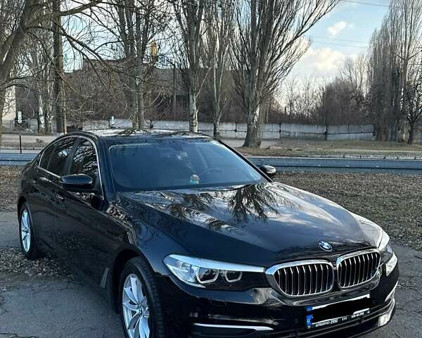 Черный БМВ 5 Серия, объемом двигателя 2 л и пробегом 117 тыс. км за 29500 $, фото 1 на Automoto.ua