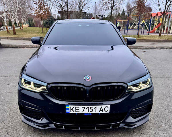 Чорний БМВ 5 Серія, об'ємом двигуна 3 л та пробігом 110 тис. км за 33000 $, фото 1 на Automoto.ua