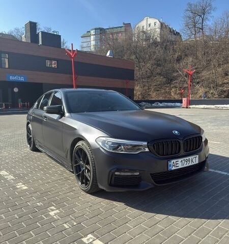 Черный БМВ 5 Серия, объемом двигателя 3 л и пробегом 109 тыс. км за 42400 $, фото 1 на Automoto.ua