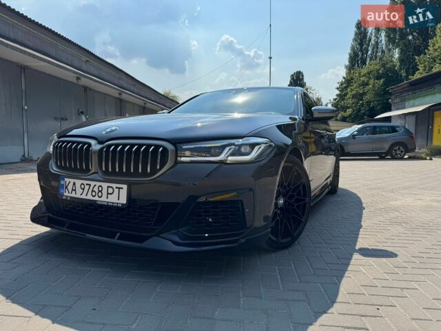 Черный БМВ 5 Серия, объемом двигателя 4.39 л и пробегом 115 тыс. км за 38000 $, фото 1 на Automoto.ua