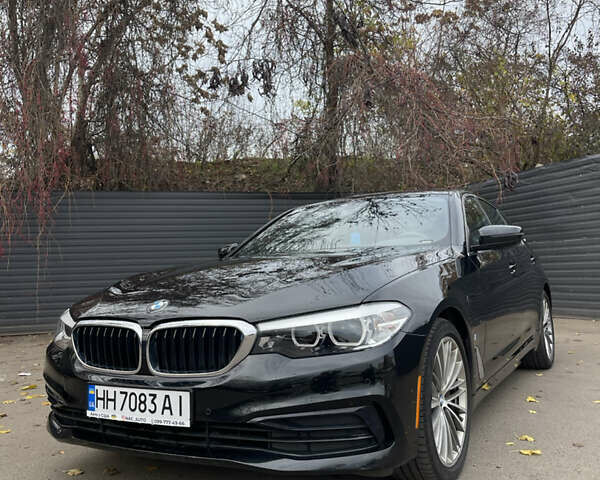 Чорний БМВ 5 Серія, об'ємом двигуна 2 л та пробігом 139 тис. км за 26199 $, фото 1 на Automoto.ua