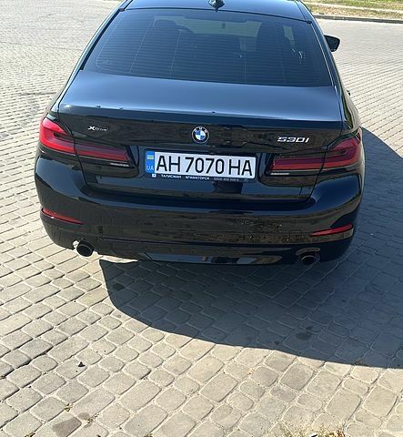 Черный БМВ 5 Серия, объемом двигателя 2 л и пробегом 69 тыс. км за 31000 $, фото 1 на Automoto.ua