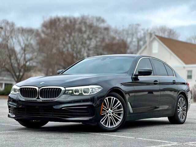 Чорний БМВ 5 Серія, об'ємом двигуна 2 л та пробігом 31 тис. км за 10500 $, фото 1 на Automoto.ua
