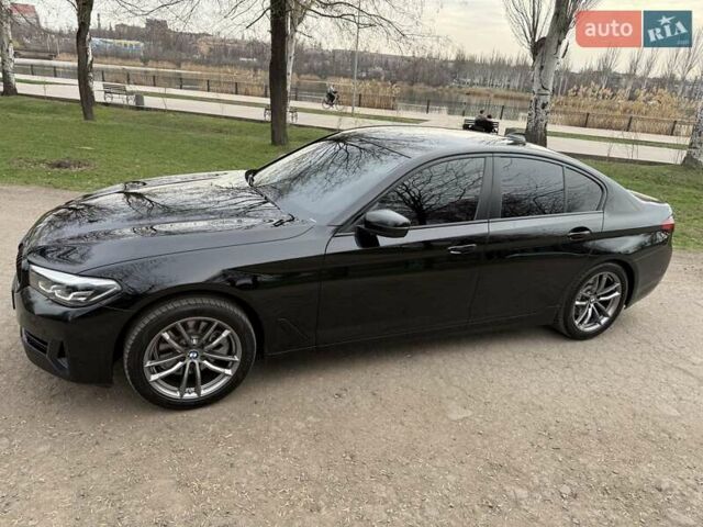 Черный БМВ 5 Серия, объемом двигателя 2 л и пробегом 57 тыс. км за 42000 $, фото 1 на Automoto.ua