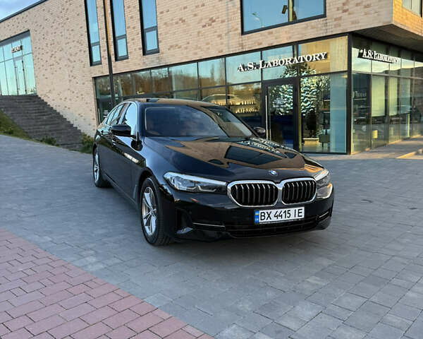 Чорний БМВ 5 Серія, об'ємом двигуна 2 л та пробігом 117 тис. км за 35500 $, фото 1 на Automoto.ua