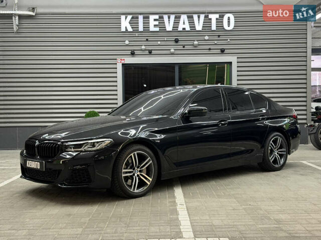 Чорний БМВ 5 Серія, об'ємом двигуна 2 л та пробігом 55 тис. км за 36500 $, фото 1 на Automoto.ua
