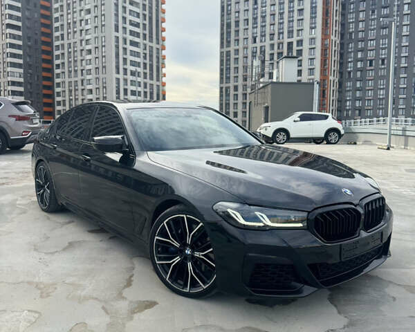Черный БМВ 5 Серия, объемом двигателя 4.4 л и пробегом 61 тыс. км за 71000 $, фото 1 на Automoto.ua
