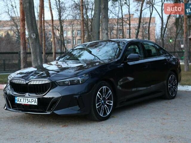 Чорний БМВ 5 Серія, об'ємом двигуна 3 л та пробігом 1 тис. км за 104700 $, фото 1 на Automoto.ua