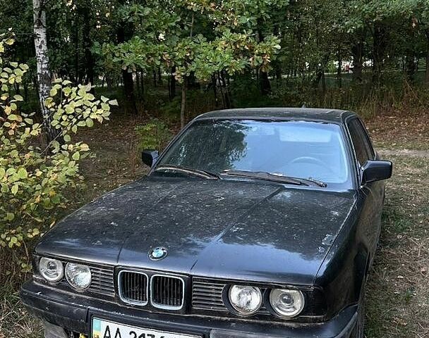 Чорний БМВ 5 Серія, об'ємом двигуна 2.5 л та пробігом 420 тис. км за 1500 $, фото 1 на Automoto.ua