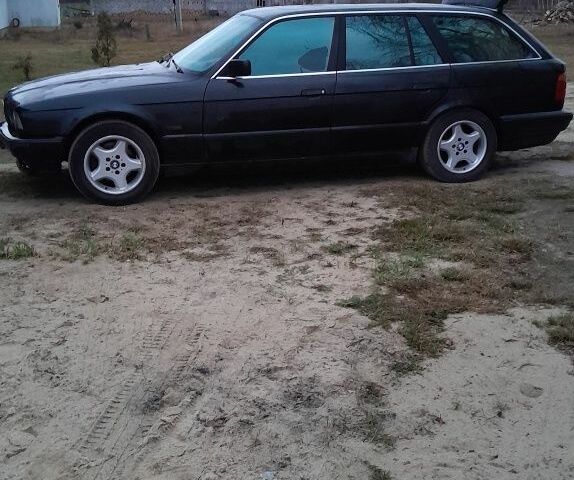 Чорний БМВ 5 Серія, об'ємом двигуна 0 л та пробігом 450 тис. км за 2500 $, фото 1 на Automoto.ua