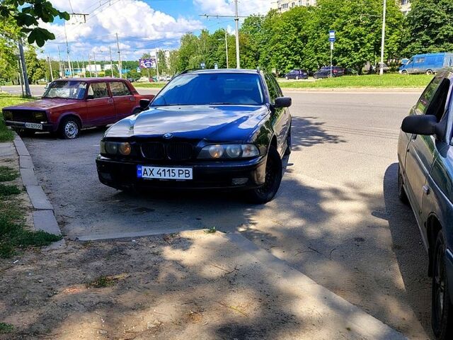 Чорний БМВ 5 Серія, об'ємом двигуна 2.5 л та пробігом 362 тис. км за 3300 $, фото 1 на Automoto.ua