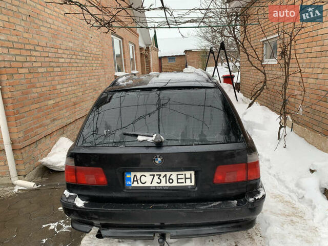 Черный БМВ 5 Серия, объемом двигателя 2 л и пробегом 370 тыс. км за 3000 $, фото 1 на Automoto.ua