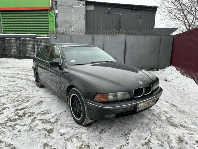 Черный БМВ 5 Серия, объемом двигателя 2.5 л и пробегом 380 тыс. км за 3200 $, фото 1 на Automoto.ua