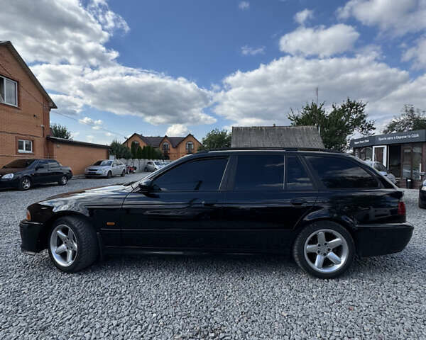 Черный БМВ 5 Серия, объемом двигателя 2.17 л и пробегом 280 тыс. км за 6600 $, фото 1 на Automoto.ua