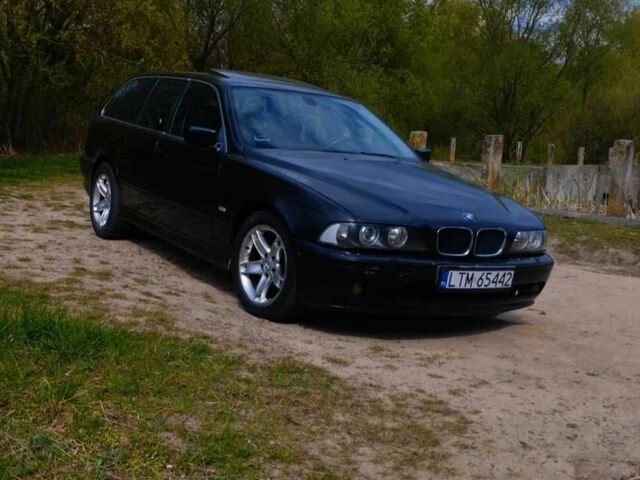 Черный БМВ 5 Серия, объемом двигателя 2.5 л и пробегом 400 тыс. км за 2206 $, фото 1 на Automoto.ua