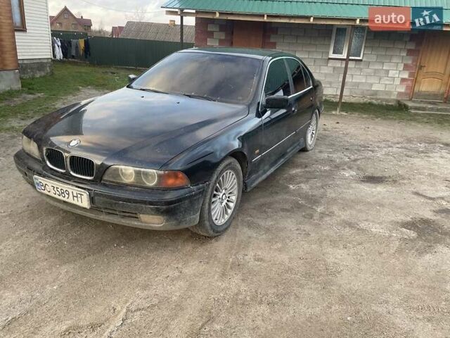 Чорний БМВ 5 Серія, об'ємом двигуна 2 л та пробігом 390 тис. км за 3350 $, фото 1 на Automoto.ua