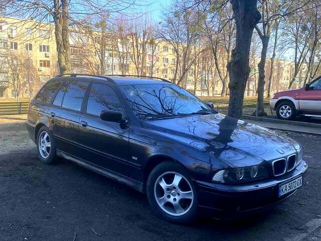 Чорний БМВ 5 Серія, об'ємом двигуна 2.9 л та пробігом 400 тис. км за 4000 $, фото 1 на Automoto.ua