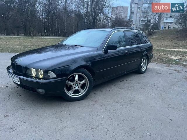 Черный БМВ 5 Серия, объемом двигателя 2.4 л и пробегом 426 тыс. км за 5400 $, фото 1 на Automoto.ua