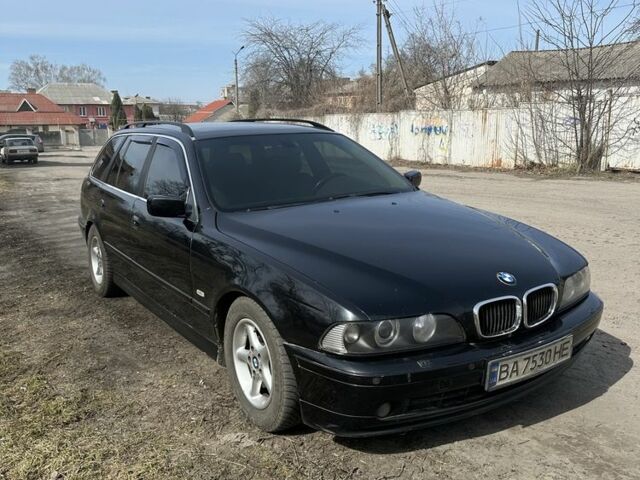 Черный БМВ 5 Серия, объемом двигателя 3 л и пробегом 450 тыс. км за 3900 $, фото 1 на Automoto.ua
