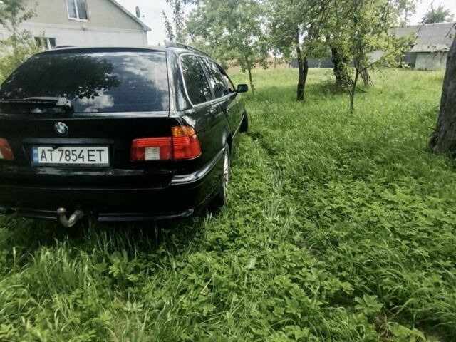Чорний БМВ 5 Серія, об'ємом двигуна 2 л та пробігом 300 тис. км за 3200 $, фото 1 на Automoto.ua